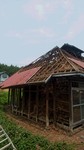 屋根・外壁材を剥がしていきます