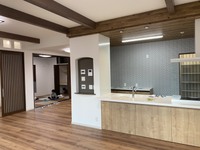 リクシル　アレスタキッチン　ライトグレイン
下がり天井
リモコンニッチ
